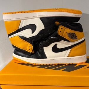 Nike Air Jordan 1 Retro High OG Pollen Black Yellow Sneakers 555088-701 Size 9